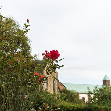 米菲尔德修道院住宿加早餐旅馆 Mirfield 外观 照片